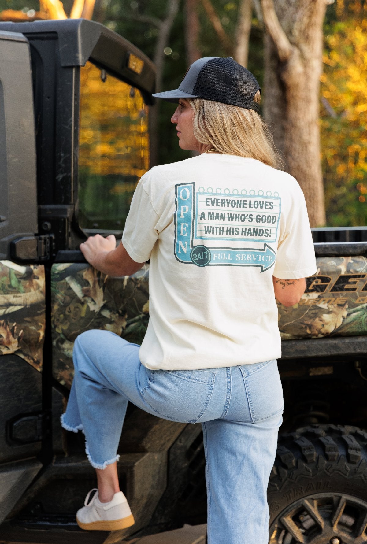 Blue_Collar_Man_Company 24/7 Service Pocket Tee.1